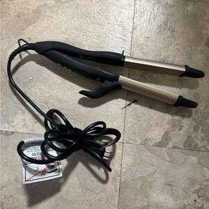 Berta Black Hair Curler and Straightener